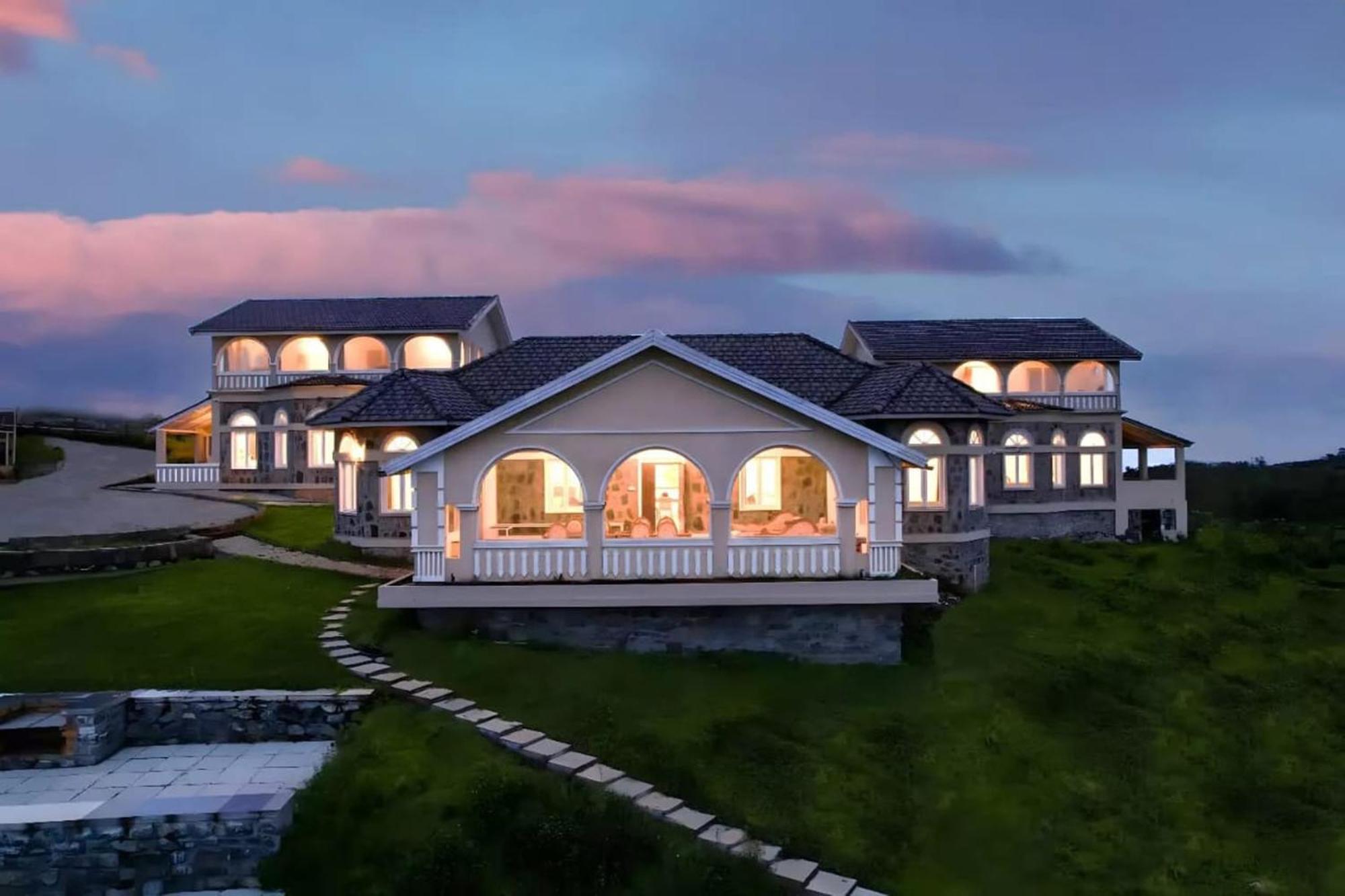 Emerald Stays Ooty By Voye Homes , Italian Luxury Near Ooty Emerald Lake מראה חיצוני תמונה